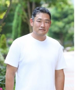 代表 忠内芳光